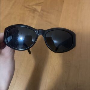 Vintage Gianni Versace 1990’s Sunglasses MOD 424 / COL 852 BK